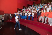 Programa Canas y Ganas: aprendizaje y diversi&oacute;n para adultos mayores 