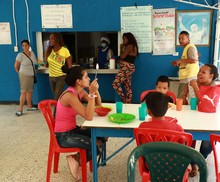 Comedor Juan Pablo II beneficia diariamente a m&aacute;s de 150 personas en la comuna 13 