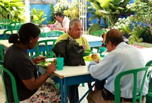 Comedor Juan Pablo II beneficia diariamente a m&aacute;s de 150 personas en la comuna 13 