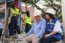 Alcalde Armitage presenta los nuevos 335 paraderos cubiertos del MIO que ya disfrutan los cale&ntilde;os