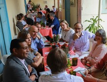 Embajador del Reino Unido en Colombia present&oacute; su reconocimiento a Cali y se despide de la carrera diplom&aacute;tica