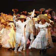 Los Cristales se ponen el traje de Mercedes Monta&ntilde;o