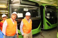 Llega la primera flota el&eacute;ctrica y a gas natural para reforzar el servicio del MIO