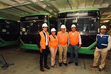 Llega la primera flota el&eacute;ctrica y a gas natural para reforzar el servicio del MIO