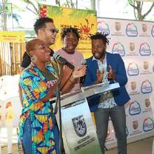 Cali ya est&aacute; modo Petronio