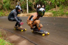 Los mejores riders del mundo compitieron en Cali por el Campeonato Mundial de Downhill Skateboarding