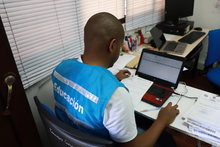 La Secretaria de Educaci&oacute;n Municipal contin&uacute;a entregando tarjetas MIO a estudiantes de las Instituciones Educativas Oficiales