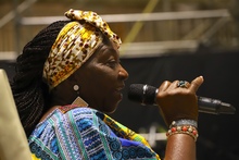 &ldquo;El sonido del viol&iacute;n caucano y la tambora me hacen estremecer&rdquo;: Aura Mar&iacute;a Gonz&aacute;lez Lucum&iacute;