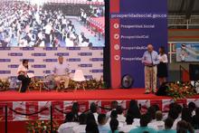 Cali le entreg&oacute; al presidente Duque la Pol&iacute;tica P&uacute;blica de Juventudes