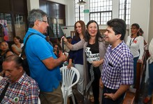 Un total de 350 personas con discapacidad visual recibieron su bast&oacute;n para poder movilizarse