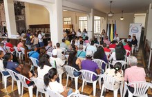 Un total de 350 personas con discapacidad visual recibieron su bast&oacute;n para poder movilizarse