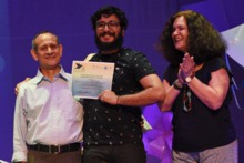 Alcald&iacute;a de Cali premi&oacute; a los mejores poetas de la ciudad