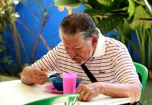 M&aacute;s de 150 personas se benefician en el Comedor Juan Pablo II 