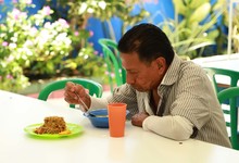 M&aacute;s de 150 personas se benefician en el Comedor Juan Pablo II 