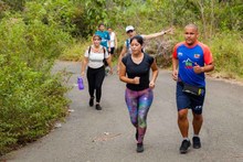 Rodeados de naturaleza los cale&ntilde;os recorrieron los senderos que atraviesa la caminata gratuita &lsquo;ruta Pance&rsquo;