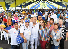 En Cali 2500 adultos mayores celebraron su d&iacute;a