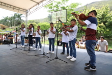 La instituci&oacute;n educativa Multiprop&oacute;sito vive su semana cultural 2019