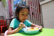 Administraci&oacute;n Armitage le cumple a la ciudad en su lucha contra el hambre 