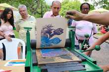Con ritmos musicales, conferencias, programaci&oacute;n acad&eacute;mica y encuentros culturales avanza la cuarta versi&oacute;n de la feria del libro Cali