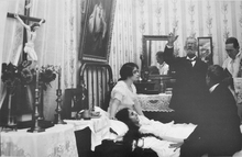 Mar&iacute;a se muestra por los pasillos del Centro Cultural de Cali