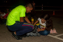 Con sesiones gratuitas que promueven el deporte la alcald&iacute;a de Cali convirti&oacute; la unidad Alberto Galindo en un espacio para la familia