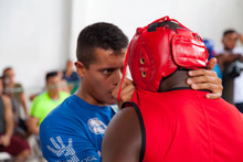 Cali Acoge lleva aires de libertad a la c&aacute;rcel Villahermosa