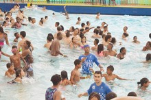 Con el programa Cali Acoge 650 cale&ntilde;os disfrutaron de las atracciones del Acuaparque de la Ca&ntilde;a