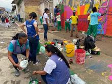 Cali ya tiene su Calle de la Alegr&iacute;a, la pintaron habitantes de calle en proceso de resocializaci&oacute;n
