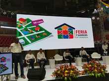 M&aacute;s vivienda social para los cale&ntilde;os; alcalde entreg&oacute; 2500 subsidios durante su periodo