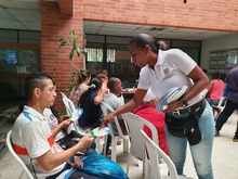 Alcald&iacute;a de Cali llev&oacute; la oferta de servicios a 200 v&iacute;ctimas del conflicto de la Comuna uno