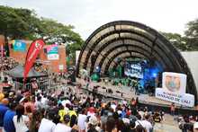 El Teatro al Aire Libre Los Cristales vibro? con el Festival Juvenil de la 62 Feria de Cali 