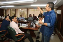 Alcalde Ospina liderar&aacute; ofensiva contra basuras, criaderos de mosquitos y falta de civismo, de la mano de operadores de aseo