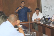 Alcalde Ospina liderar&aacute; ofensiva contra basuras, criaderos de mosquitos y falta de civismo, de la mano de operadores de aseo