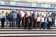 Visita Conmebol Pascual Guerrero con el Alcalde