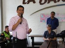 Cali analiza propuesta de implementaci&oacute;n de la figura de Polic&iacute;a C&iacute;vica 