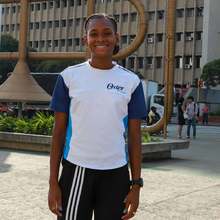 Valeria, la campeona de atletismo en 400 metros vallas, le puso cabeza a las becas Oster