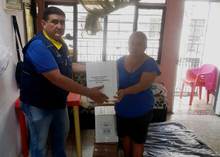 Ayuda humanitaria llega a familias afectadas por vendaval e incendio estructural