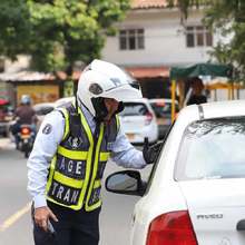 Secretar&iacute;a de Movilidad intensifica operativos por mal estacionamiento en Cali
