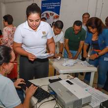 Mesas de trabajo y encuentros con los ciudadanos