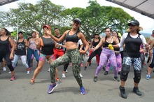 Con marat&oacute;n de aerorrumba, la Ciclovida conmemora el D&iacute;a de la Mujer