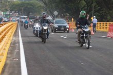 &ldquo;El puente de la 100 con 25 mejorar&aacute; la movilidad&rdquo;: Juan Diego Fl&oacute;rez