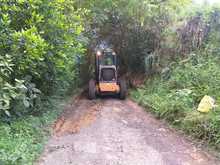 Rehabilitan v&iacute;as de comunas y corregimientos al sur de la ciudad