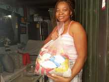 2900 mercados fueron entregados en la Comuna 15