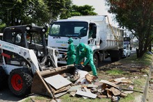 La limpieza de Cali no para. Los operarios de aseo se la juegan por la ciudad