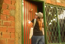 Cuatro mil sonrisas durante entrega de mercados en zona de ladera