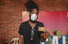 645 bonos han sido entregados a gestores culturales y artistas de Cali