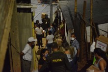 El Viernes Santo, la esperanza visit&oacute; a los habitantes de la Comuna 20