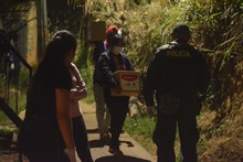 El Viernes Santo, la esperanza visit&oacute; a los habitantes de la Comuna 20
