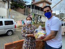 Contin&uacute;a la entrega de mercados a j&oacute;venes en situaci&oacute;n de vulnerabilidad  