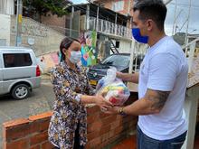 Contin&uacute;a la entrega de mercados a j&oacute;venes en situaci&oacute;n de vulnerabilidad  